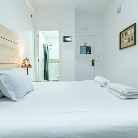 Hostel Easy Sants By Bossh! (Adults Only) Barcelona Zewnętrze zdjęcie