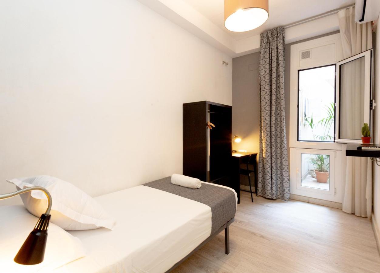 Hostel Easy Sants By Bossh! (Adults Only) Barcelona Zewnętrze zdjęcie