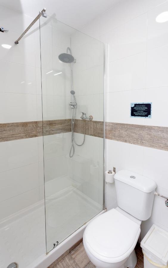 Hostel Easy Sants By Bossh! (Adults Only) Barcelona Zewnętrze zdjęcie