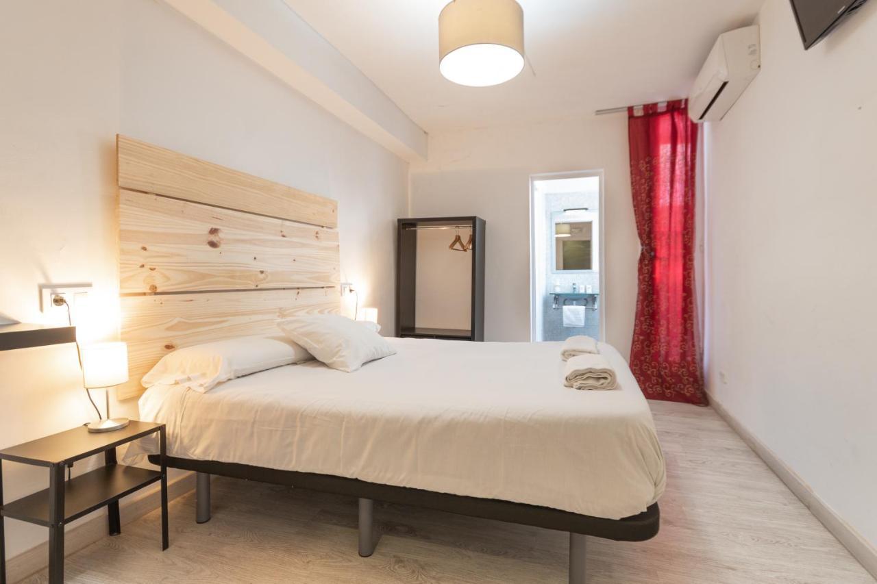 Hostel Easy Sants By Bossh! (Adults Only) Barcelona Zewnętrze zdjęcie